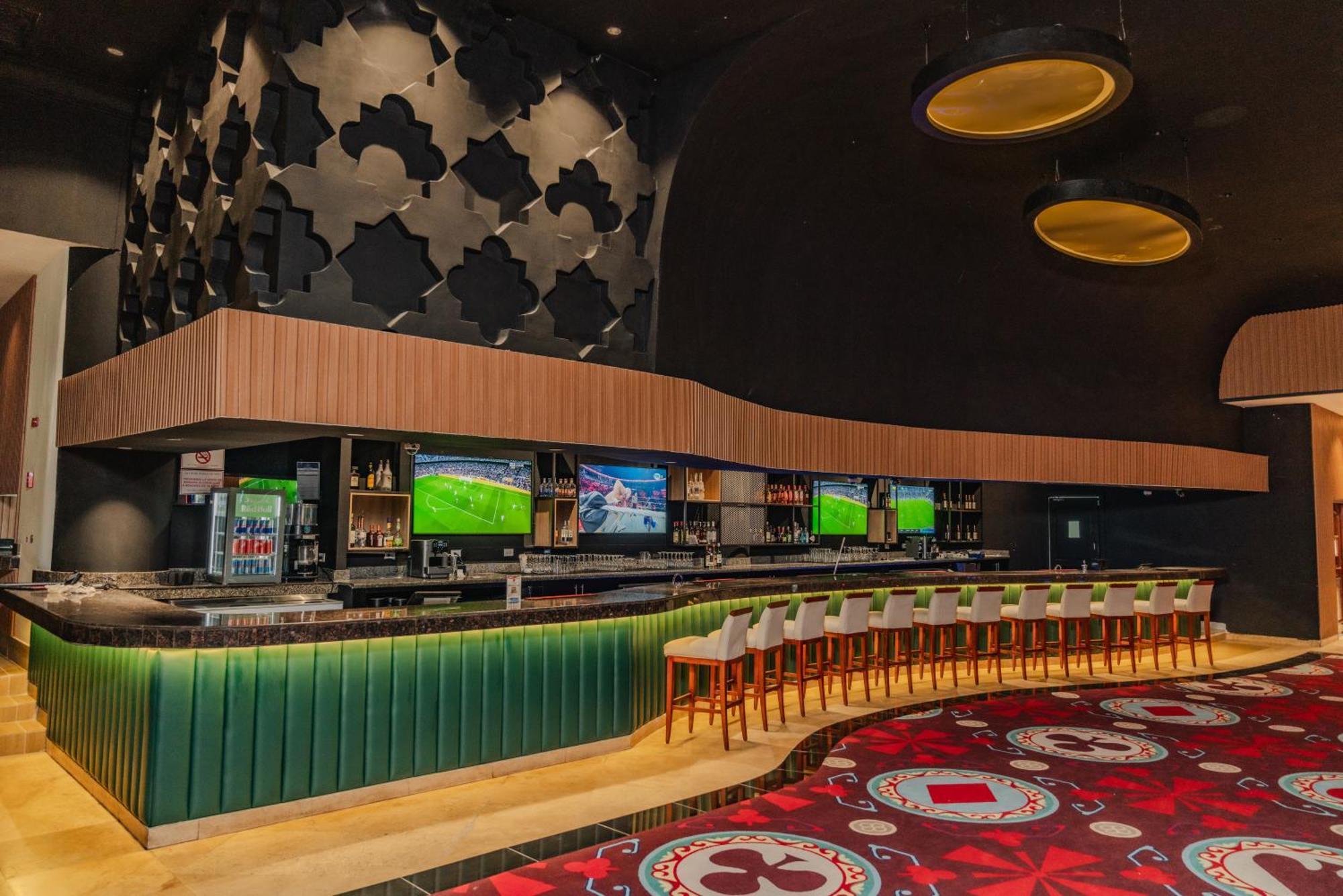 Waymore & Casino 5*